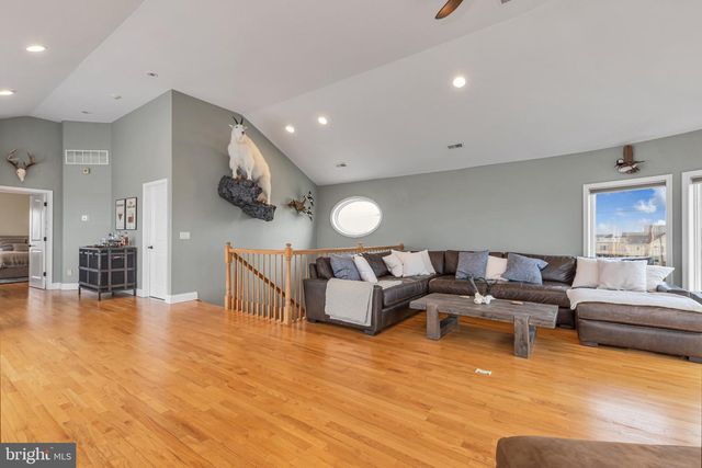 1220 S GREEN ST, Tuckerton, NJ 08087