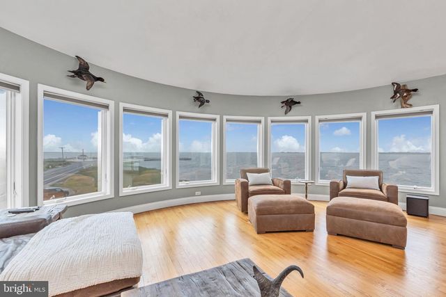 1220 S GREEN ST, Tuckerton, NJ 08087