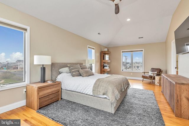 1220 S GREEN ST, Tuckerton, NJ 08087