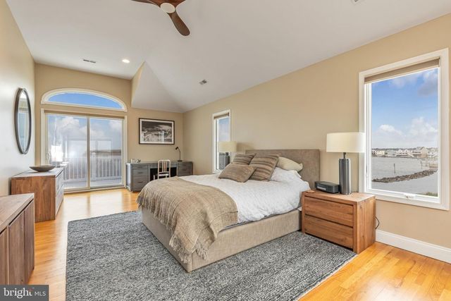 1220 S GREEN ST, Tuckerton, NJ 08087