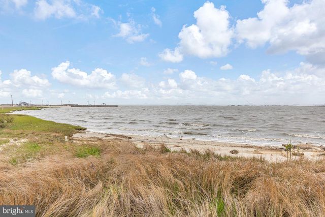 1220 S GREEN ST, Tuckerton, NJ 08087