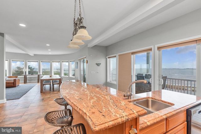 1220 S GREEN ST, Tuckerton, NJ 08087