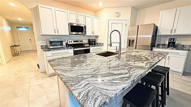 17436 HARVEST MOON WAY, Bradenton, FL 34211
