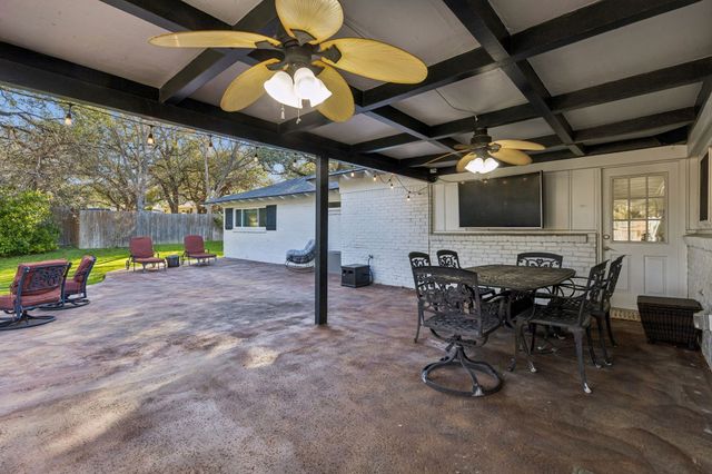 1828 Ems Road E, Fort Worth, TX 76116