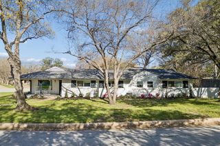 1828 Ems Road E, Fort Worth, TX 76116