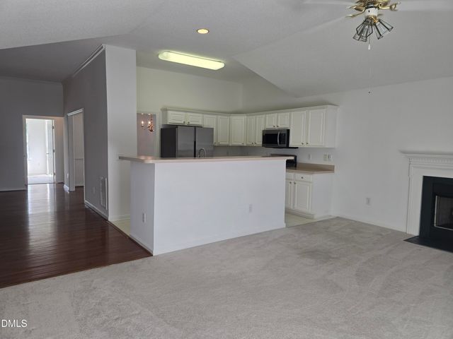 1219 Waterford Green Drive, Apex, NC 27502