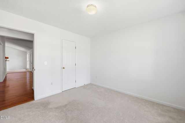 1219 Waterford Green Drive, Apex, NC 27502