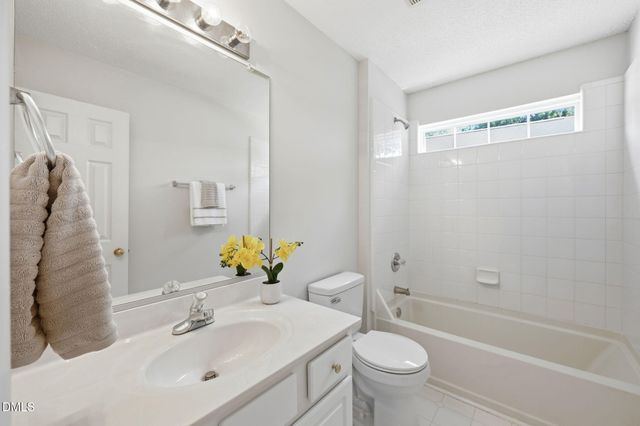 1219 Waterford Green Drive, Apex, NC 27502