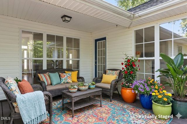 1219 Waterford Green Drive, Apex, NC 27502