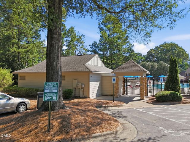 1219 Waterford Green Drive, Apex, NC 27502