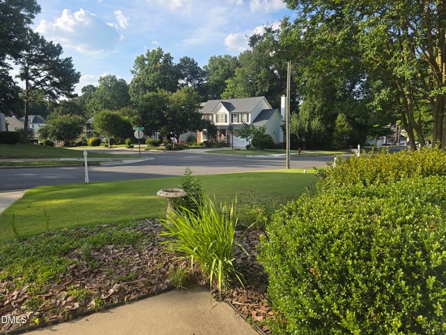 1219 Waterford Green Drive, Apex, NC 27502