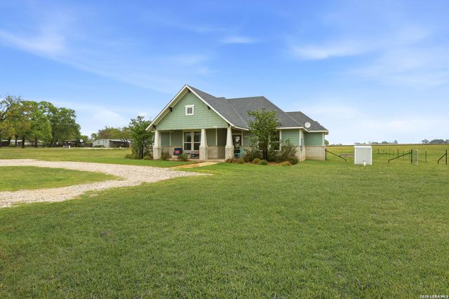 1302 COUNTRYSIDE BND, Fredericksburg, TX 78624