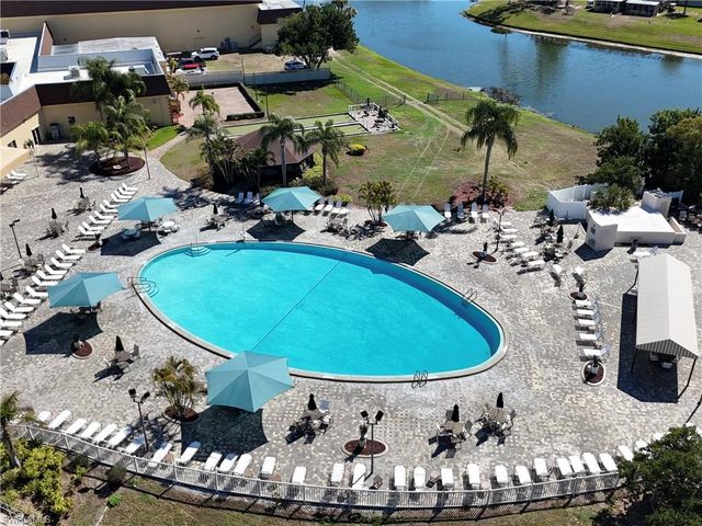 1232 Haddington CIR 65, Sun City Center, FL 33573