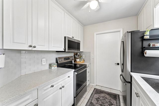 1382 SE Rivergreen Circle, Port St. Lucie, FL 34952