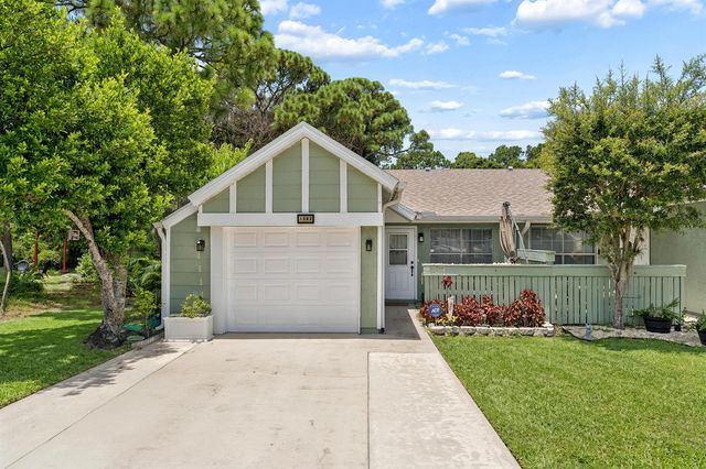 1382 SE Rivergreen Circle, Port St. Lucie, FL 34952