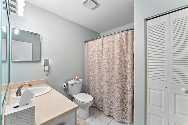 1382 SE Rivergreen Circle, Port St. Lucie, FL 34952