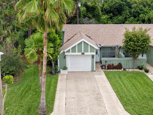 1382 SE Rivergreen Circle, Port St. Lucie, FL 34952