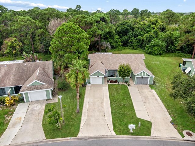 1382 SE Rivergreen Circle, Port St. Lucie, FL 34952