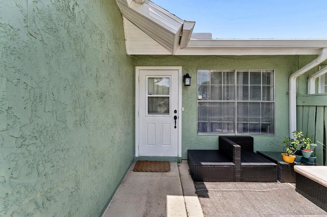 1382 SE Rivergreen Circle, Port St. Lucie, FL 34952
