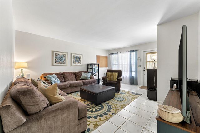 1382 SE Rivergreen Circle, Port St. Lucie, FL 34952