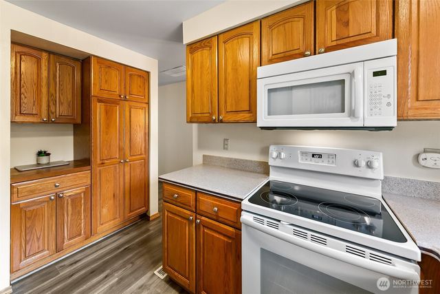 13822 SE 163rd Street, Renton, WA 98058