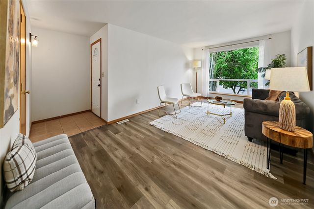 13822 SE 163rd Street, Renton, WA 98058