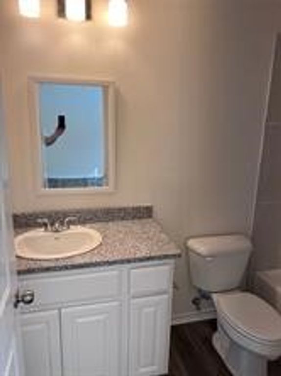 802 S 5th Street 3, Bonham, TX 75418