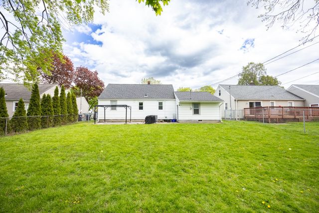 127 Newton Road, Greece, NY 14626