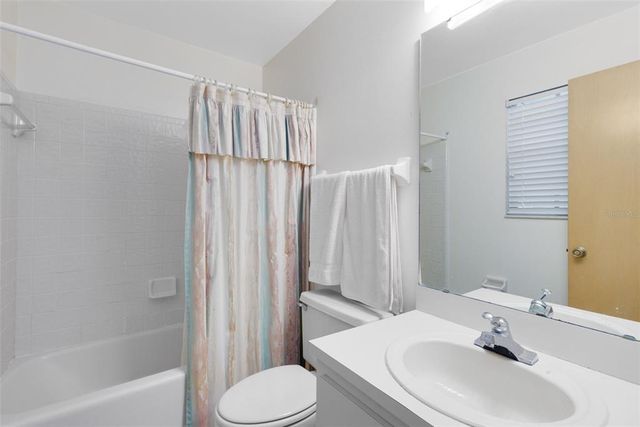 714 EDGEWATER DRIVE, Orlando, FL 32804