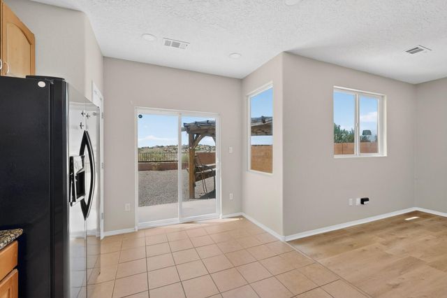 2448 Violeta Circle SE, Rio Rancho, NM 87124