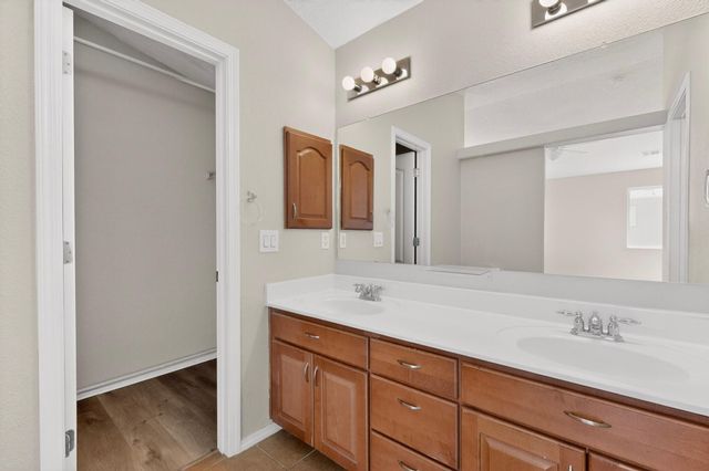 2448 Violeta Circle SE, Rio Rancho, NM 87124