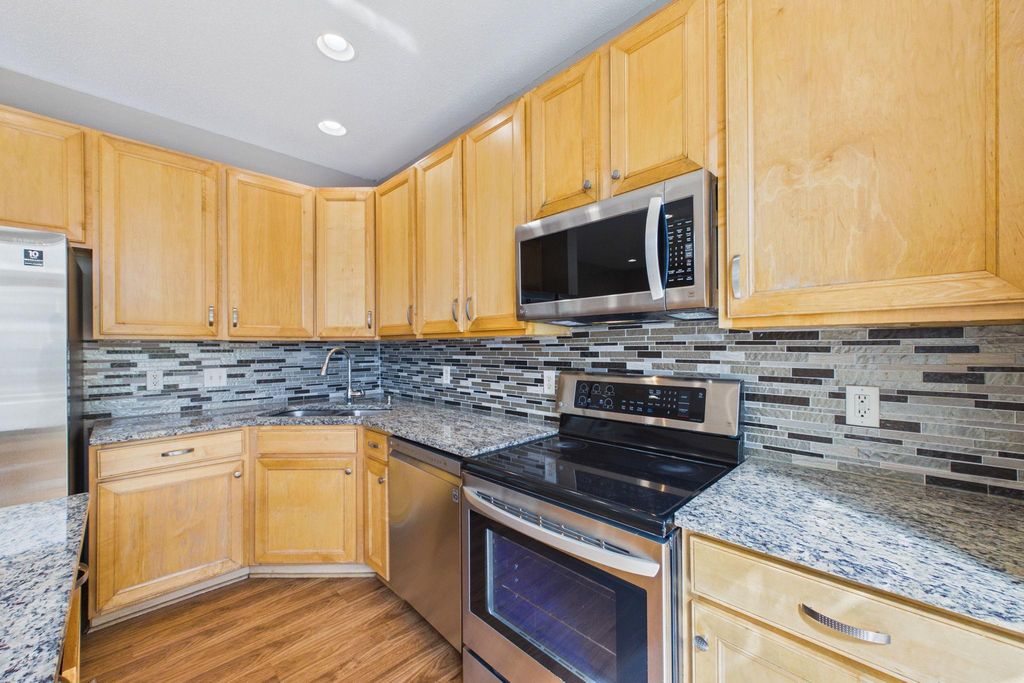 1421 Coneflower Lane, Shakopee, MN 55379 — photo 4