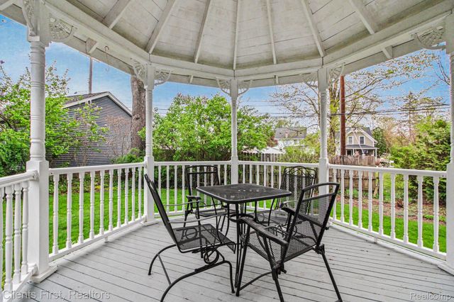 259 Wing Court, Northville, MI 48167