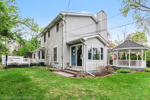 259 Wing Court, Northville, MI 48167