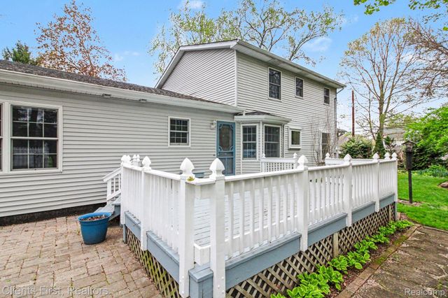 259 Wing Court, Northville, MI 48167