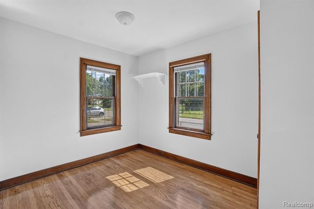 702 Leland Street, Flint, MI 48507