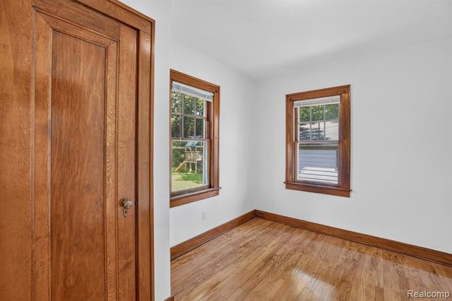 702 Leland Street, Flint, MI 48507