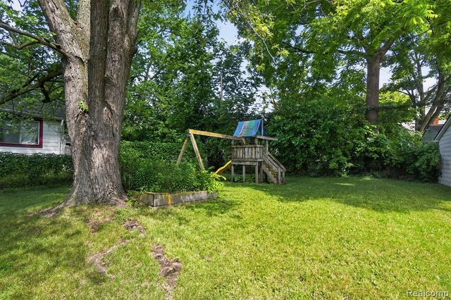 702 Leland Street, Flint, MI 48507