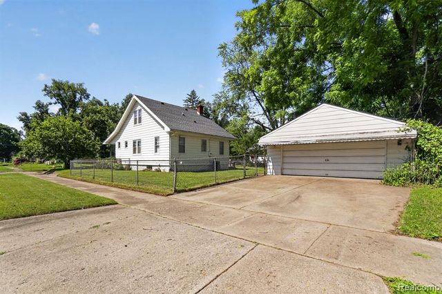 702 Leland Street, Flint, MI 48507