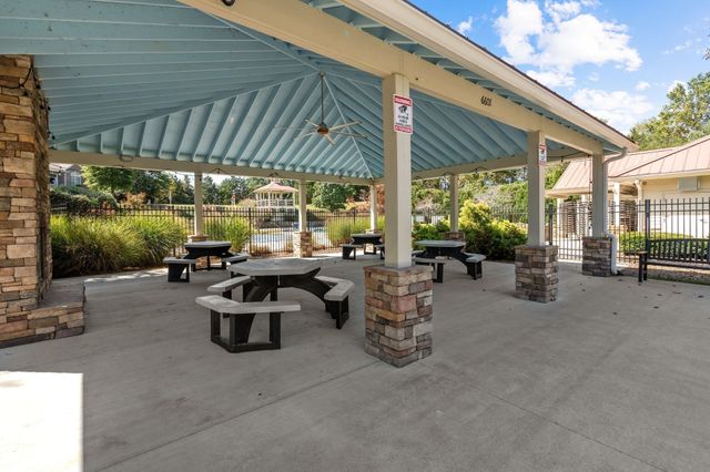 6048 Mill Tree Ct, Nashville, TN 37221