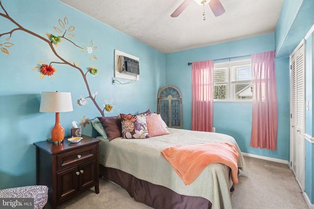 258 E WATER ST, Middletown, PA 17057