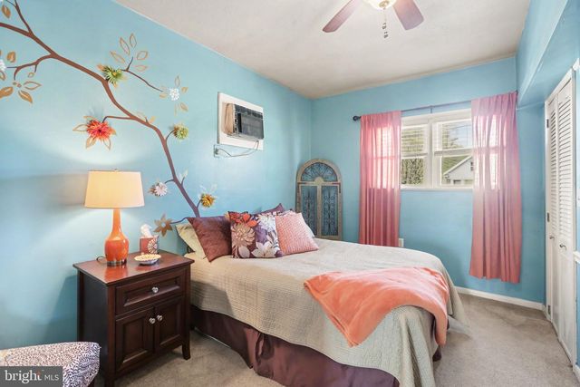 258 E WATER ST, Middletown, PA 17057