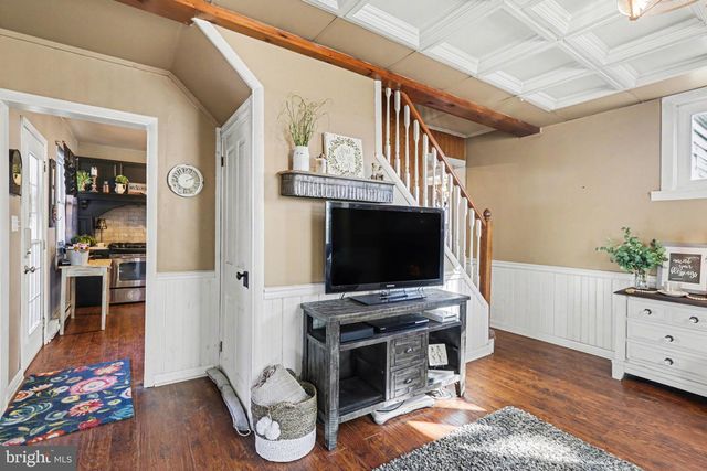 258 E WATER ST, Middletown, PA 17057