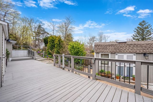 32 Crescent Drive, Huntington, NY 11743
