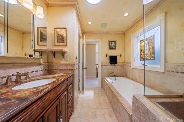32 Crescent Drive, Huntington, NY 11743