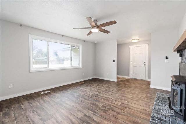 4549 S Cole Rd, Boise, ID 83709