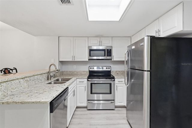 2183 FOX CHASE BOULEVARD, Palm Harbor, FL 34683