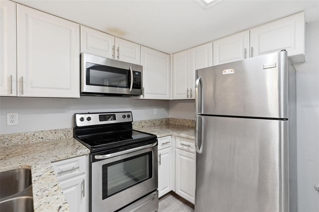 2183 FOX CHASE BOULEVARD, Palm Harbor, FL 34683