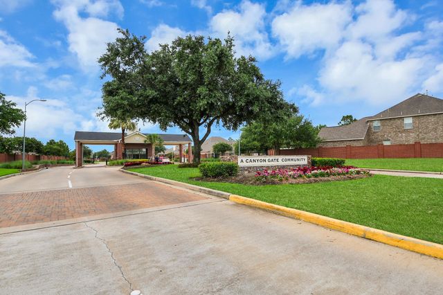 20107 Stanton Lake Drive, Cypress, TX 77433