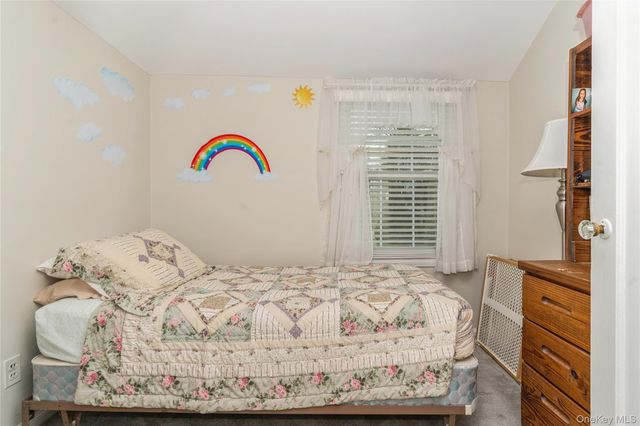 35 Roydon Drive N, North Merrick, NY 11566